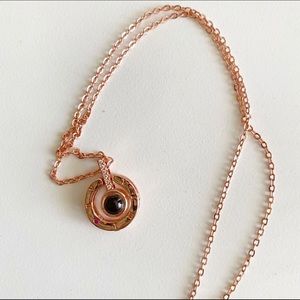 100 languages projection necklace Gold 925